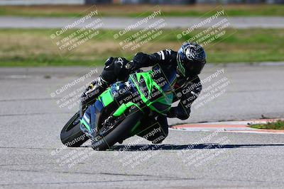 media/Jan-21-2023-Fastrack Riders (Sat) [[fcf3f88a30]]/Level 2/Session 4 Turn 6-Mountian Shot/